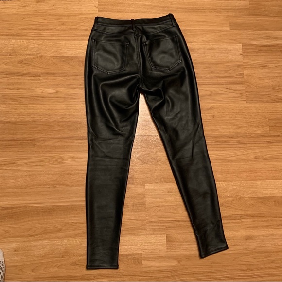 Second Yoga faux leather pants - Picture 3 of 5
